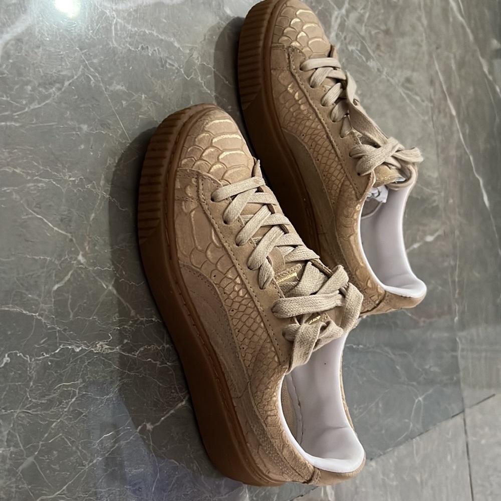 Womens Rihanna Fenty Puma Sneakers